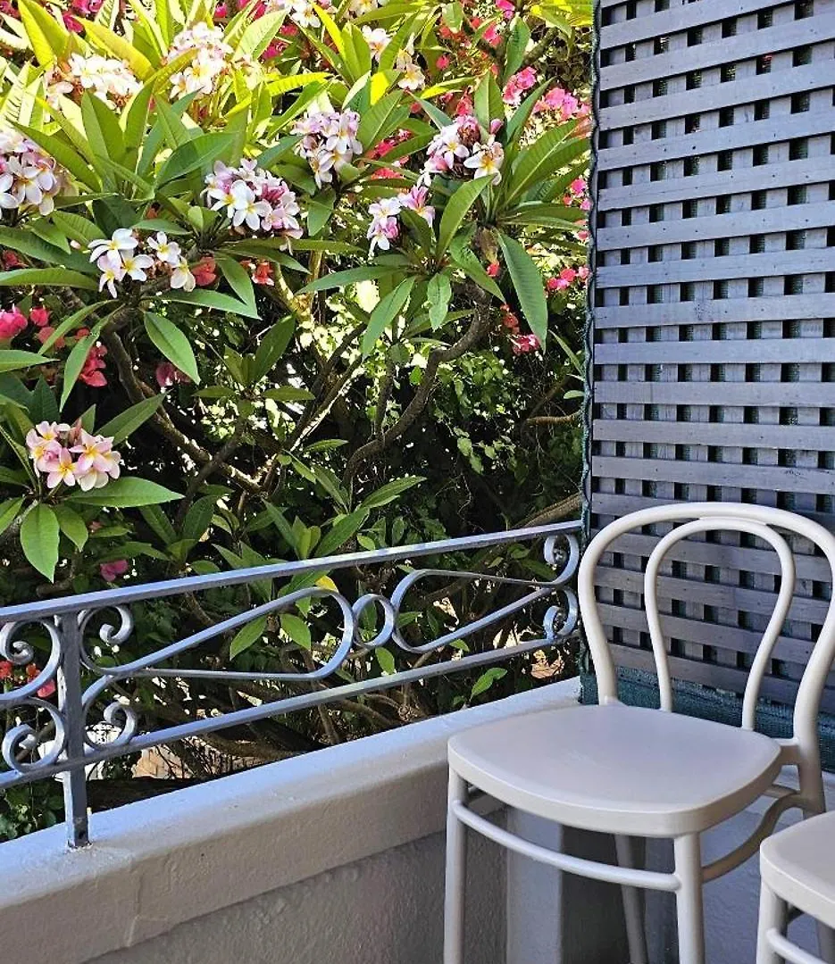 Spacious 2 Bedroom Apartment - Harbour Views Cape Town 0*,  South Africa
