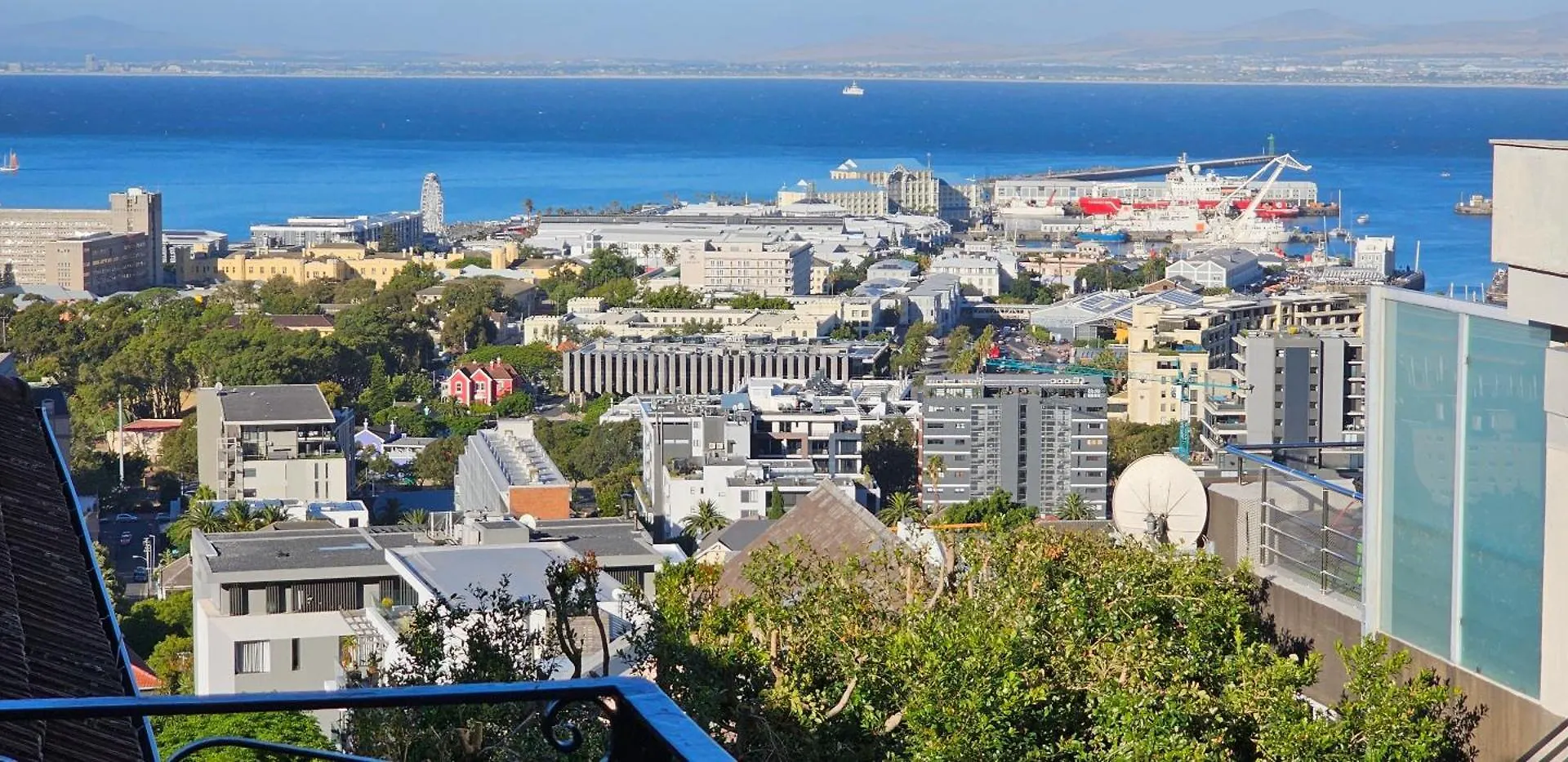 Spacious 2 Bedroom Apartment - Harbour Views Cape Town South Africa